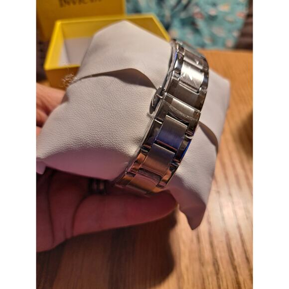 INVICTA Specialty Women's Watch Silver with Pink Purple Face 69058 - Picture 3 of 3